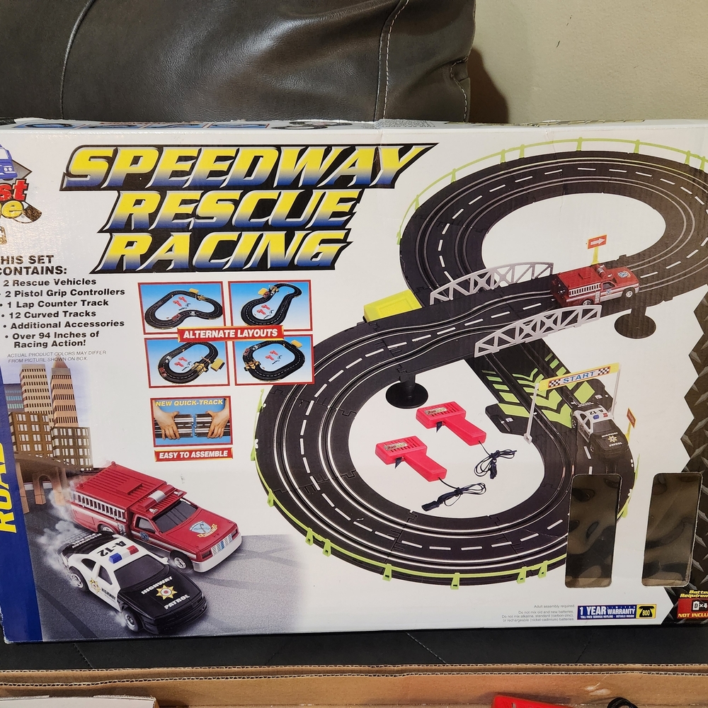 Vintage Fast Lane Speedway Rescue Racing Track. Complete. Works. - Picture 8 of 10